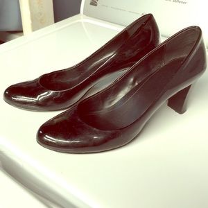 2 in Black Patent Calvin Klein pumps